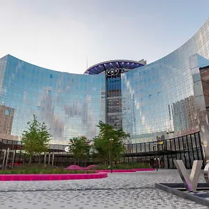 Park By Radisson West Hollanda