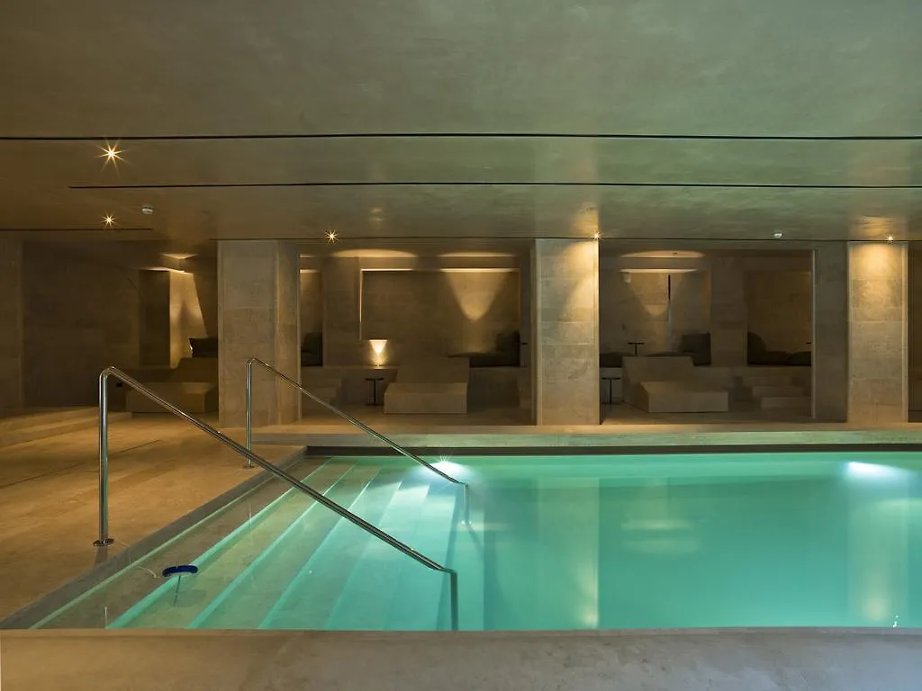 A.Roma Lifestyle Hotel