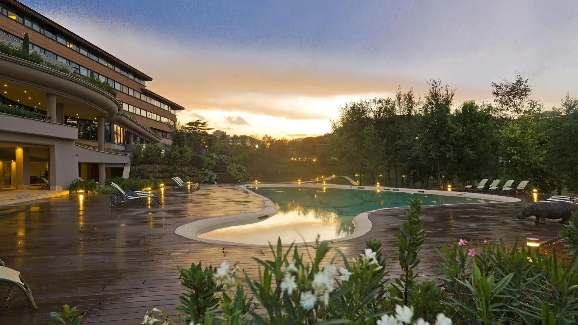 A.Roma Lifestyle Hotel