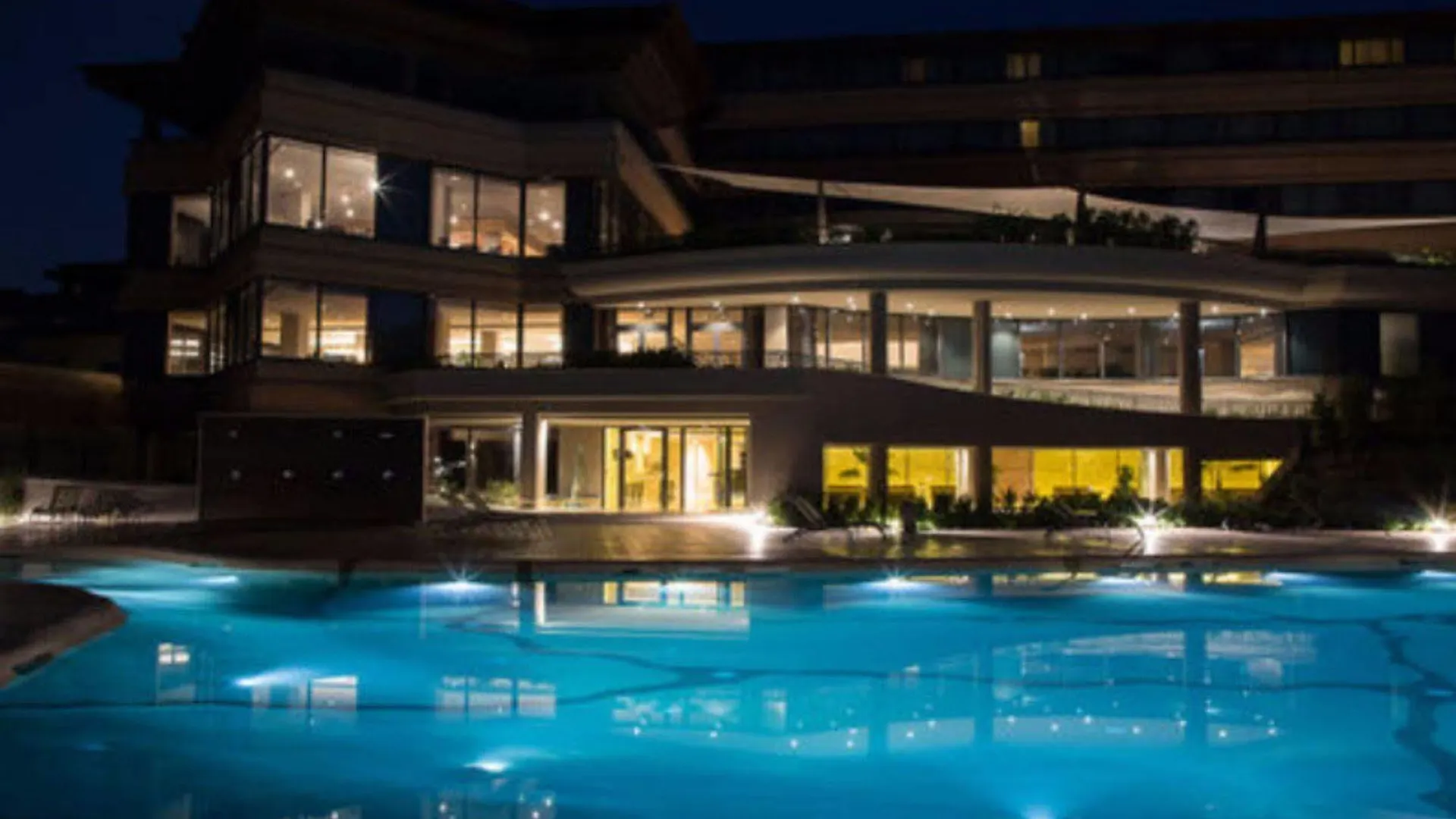 A.Roma Lifestyle Hotel